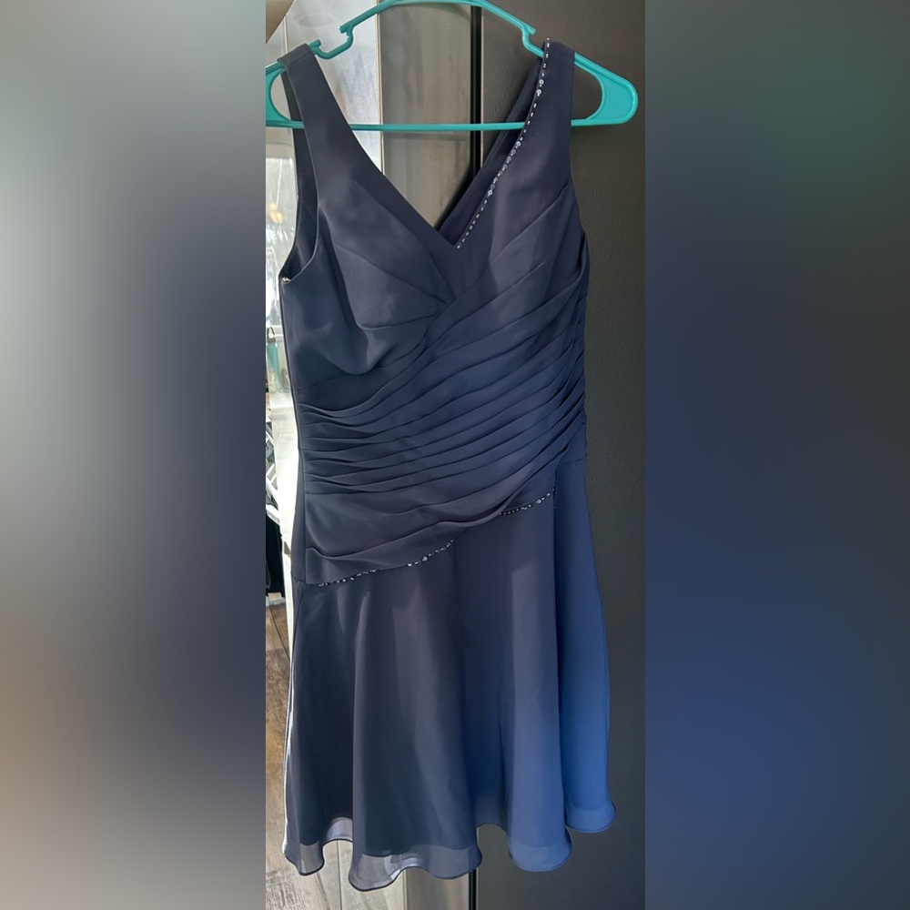 JJs house - women’s size 6 cocktail dress